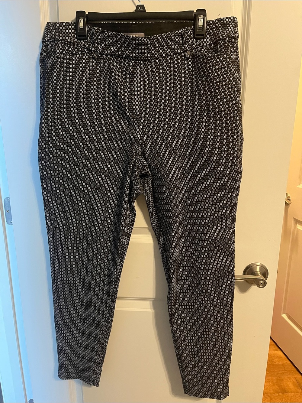 Maurice’s Black and White Ankle Dress Pants